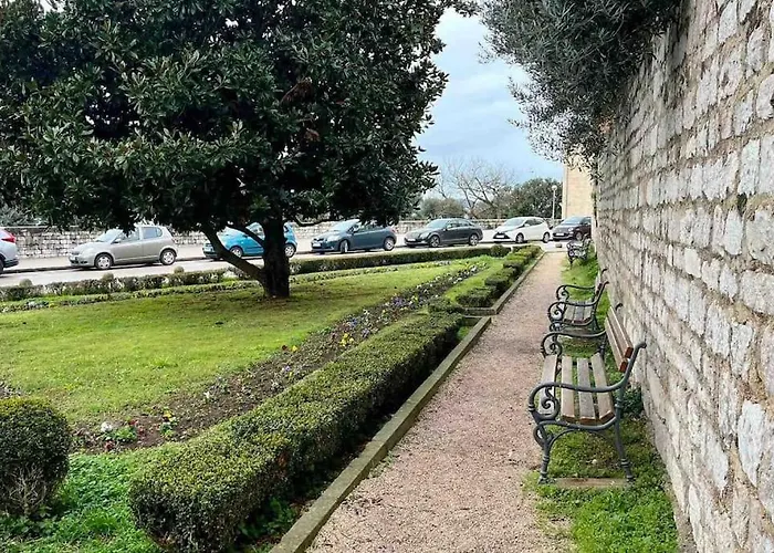 Old Town Zd Studio דירה